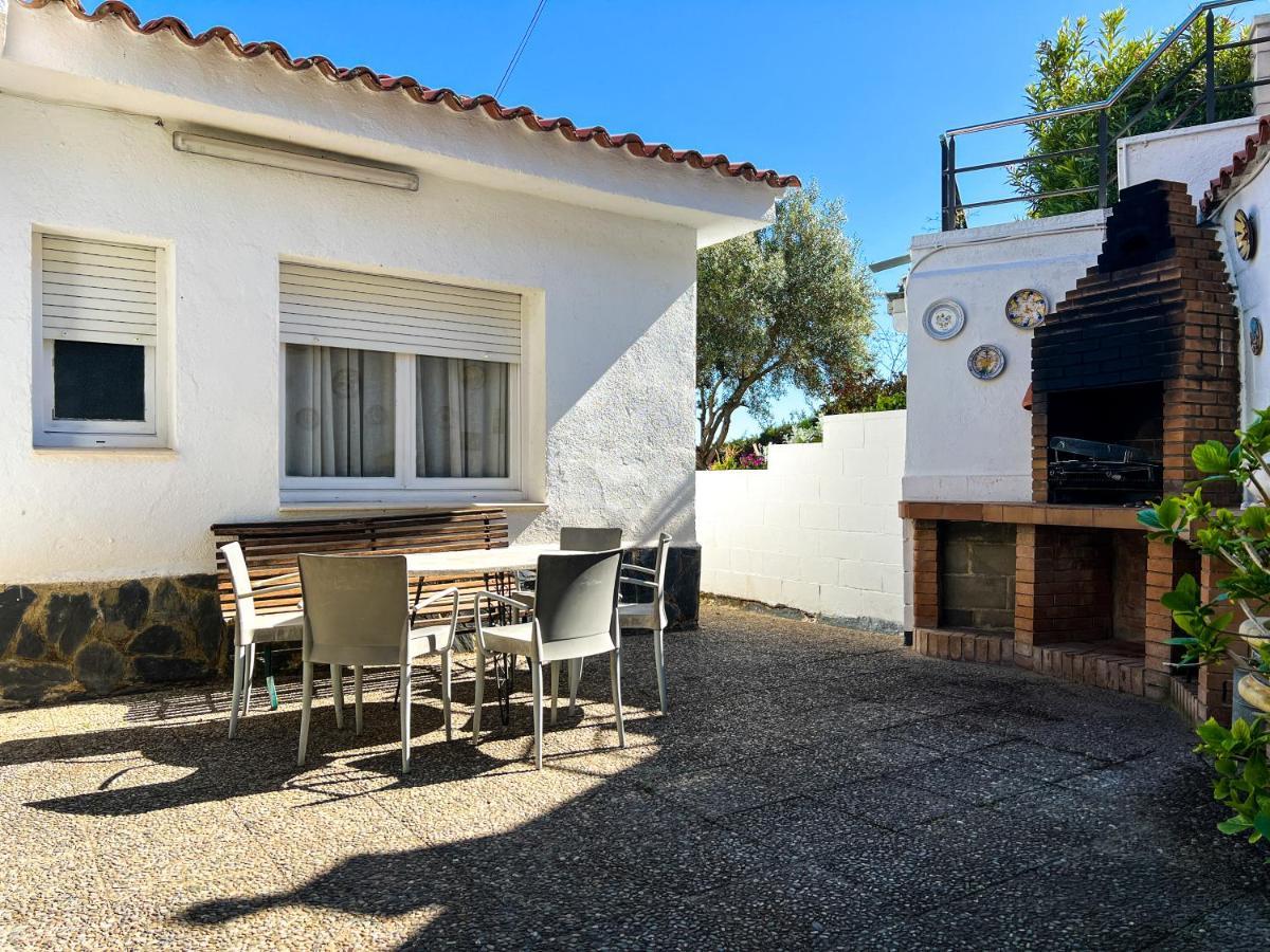 Vivalidays Casa Ricardo Villa Sant Cebrià de Vallalta Exterior foto